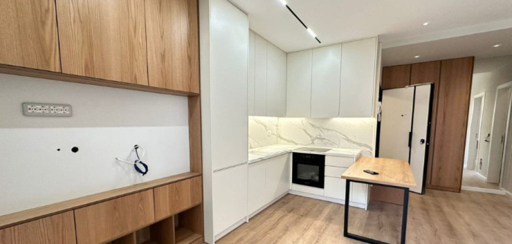 SHITET APARTAMENT 1+1 ME VERANDE NE REZIDENCEN AURA-LAPRAKE!