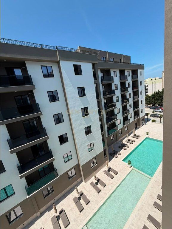 13 APPARTAMENTI 1+1 IN AFFITTO IN UNA RESIDENZA CON PISCINA, PER INVESTIMENTO A MALIN E ROBIT !! 3.450 € /Mese