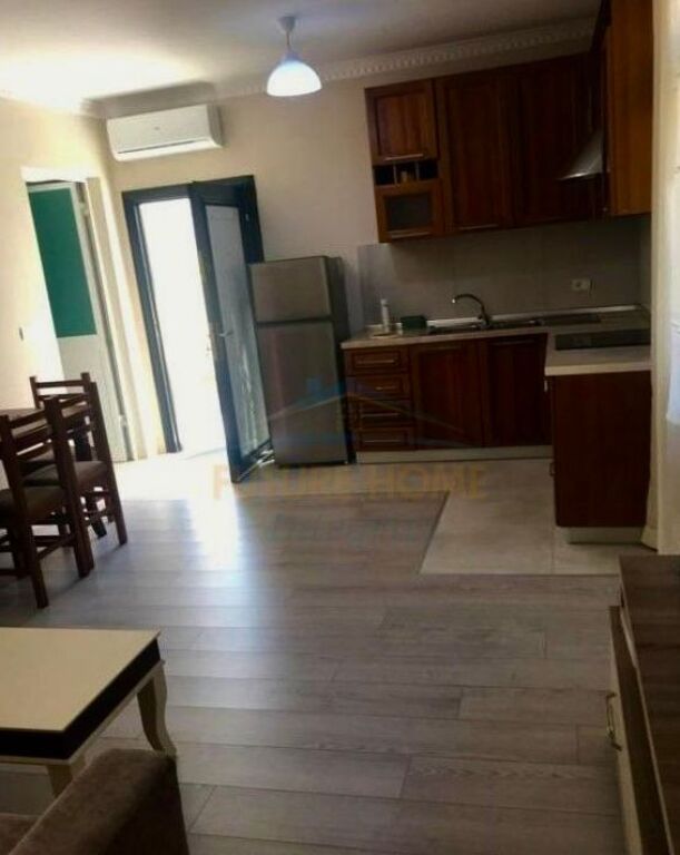 Rent, Apartment 1+1+Parking, Former Electric Market, Tirana.