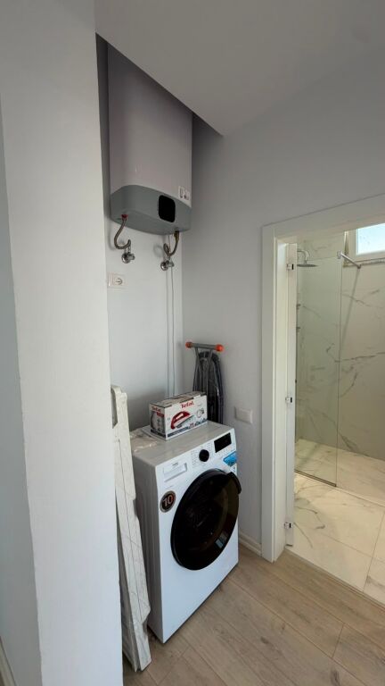 Modern 2+1 Apartment with Sea View – For Rent on the Beach, Durres