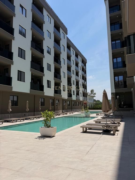 VENDESI APPARTAMENTO 1+1 CON VISTA PISCINA, MALI I ROBIT !