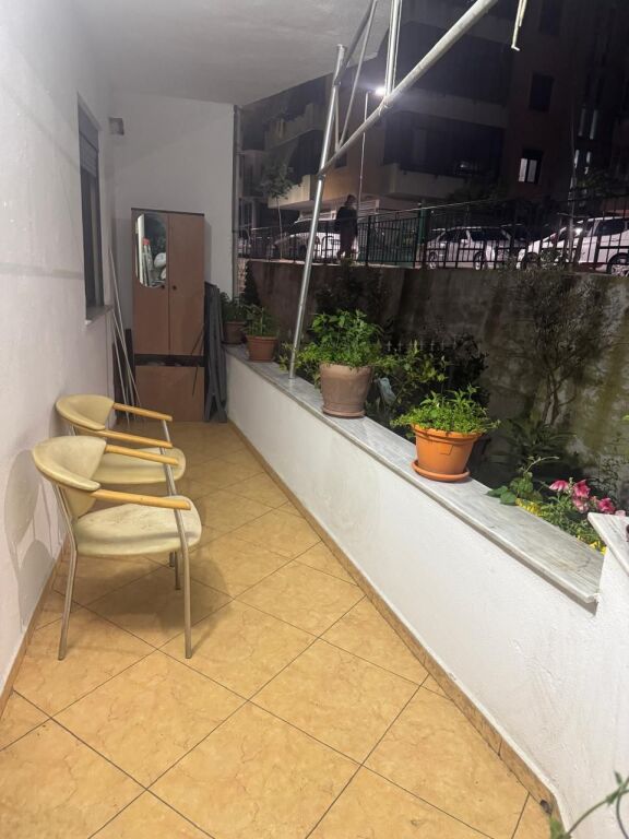 Rent | Apartament 2 + 1 | Komuna e Parisit | 500 €/month