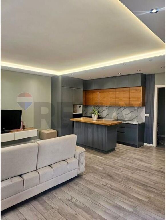 APARTAMENT 2+1 PER QIRA, ISH FUSHA E AVIACIONIT