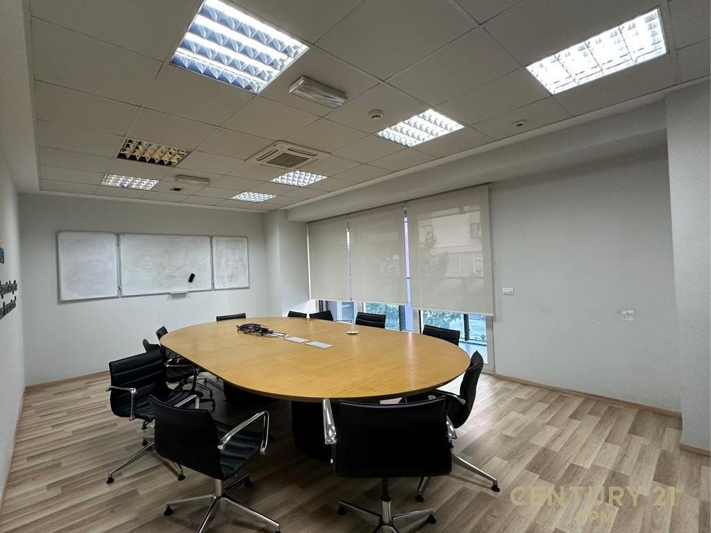 Office for rent at Ambasador 3