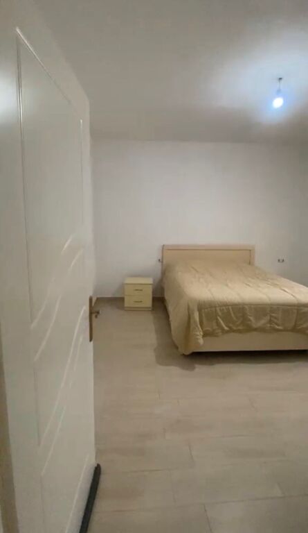 Si affitta il primo piano di una casa privata