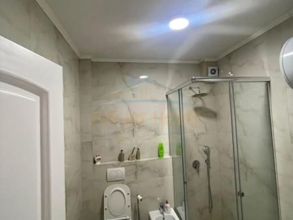 Qira Apartament 2+1+2, Qendër, Tiranë