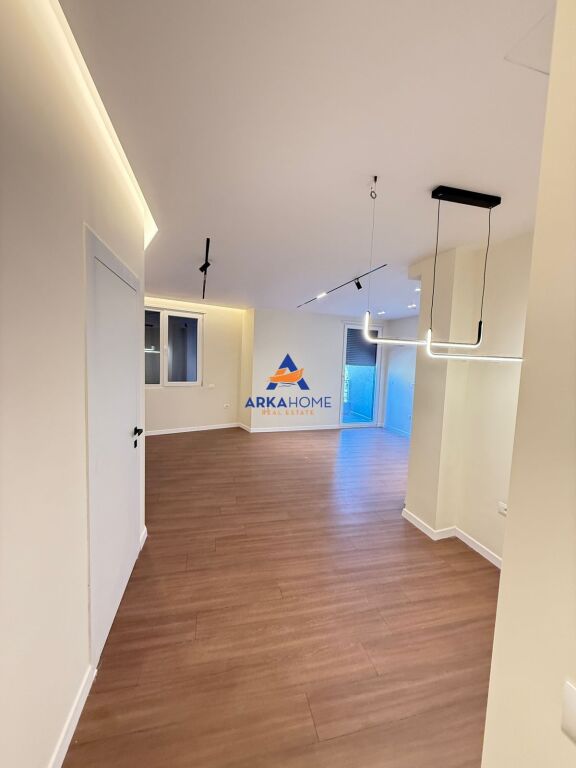 FOR SALE APARTMENT 2+1+BALCONY "NEW MATERNITY, BRRYLI" 19,000,000 LEKE