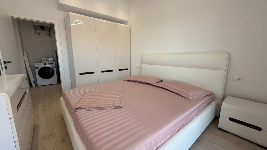 Modern 2+1 Apartment with Sea View – For Rent on the Beach, Durres