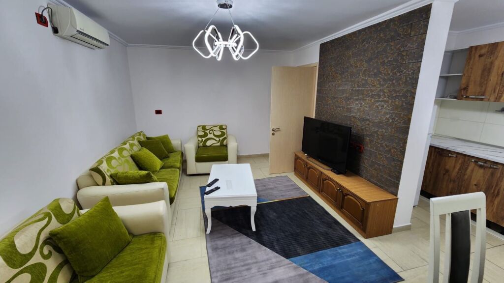 Apartament 2+1 me qira – Rruga Ali Visha, pranë Qytetit Studenti !