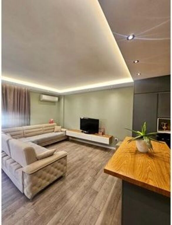 APARTAMENT 2+1 PER QIRA TEK FUSHA E AVIACIONIT !