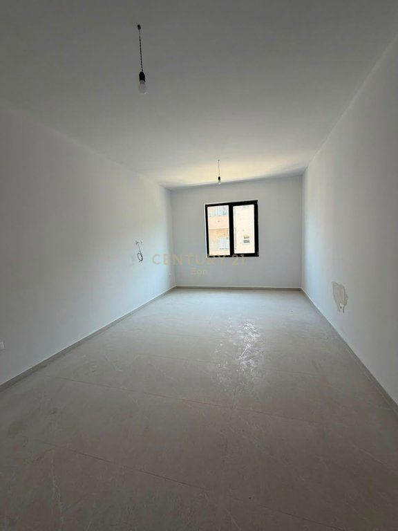 13 APPARTAMENTI 1+1 IN AFFITTO IN UNA RESIDENZA CON PISCINA, PER INVESTIMENTO A MALIN E ROBIT !! 3.450 € /Mese