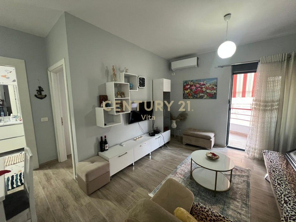 FOR SALE 1+1 APARTMENT IN GOLEM, 70m WITH SEA VIEW !!