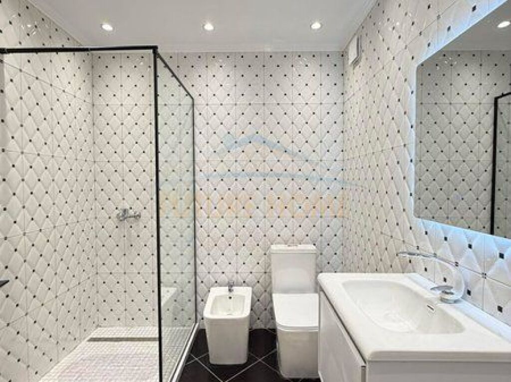 Shitet, Apartament 2+1+2, Unaza Re