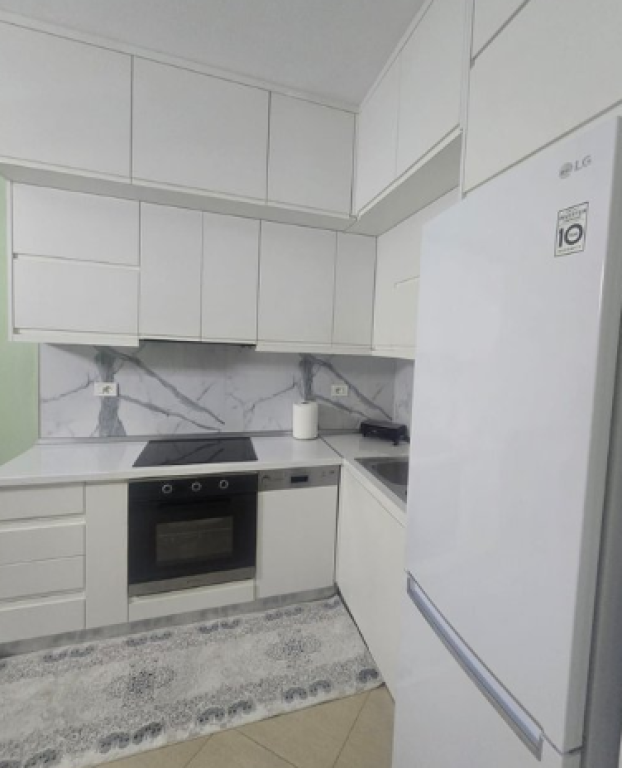 APARTAMENT 2+1 PRANE TELEFERIKUT-FRESK PER QERA