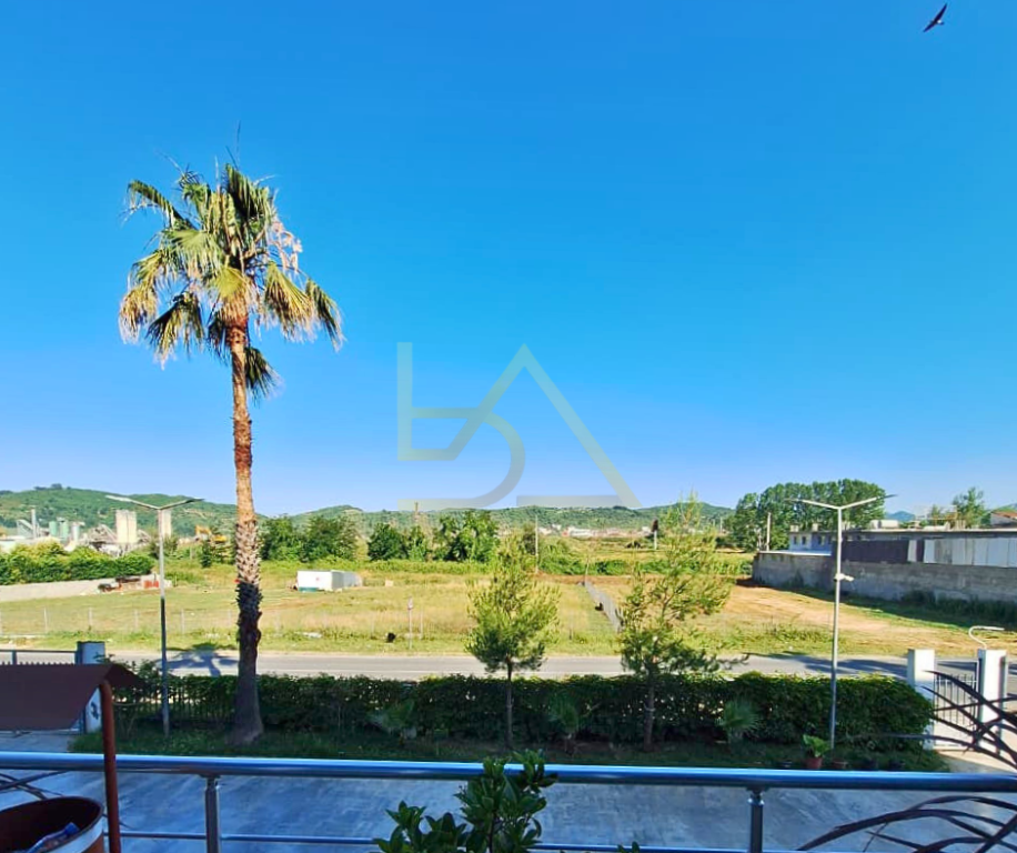 Jepet me Qira Ambient Biznesi – Vorë, Tiranë