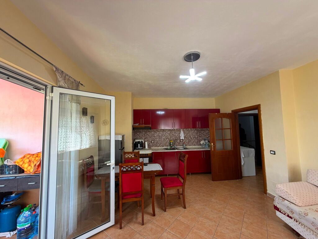 Apartment 1+1 for sale at Mali Robit
