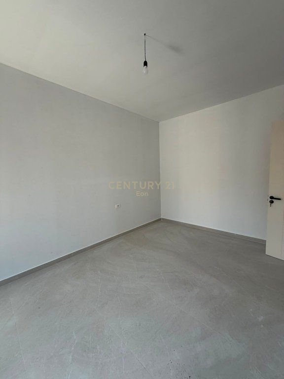 13 APPARTAMENTI 1+1 IN AFFITTO IN UNA RESIDENZA CON PISCINA, PER INVESTIMENTO A MALIN E ROBIT !! 3.450 € /Mese