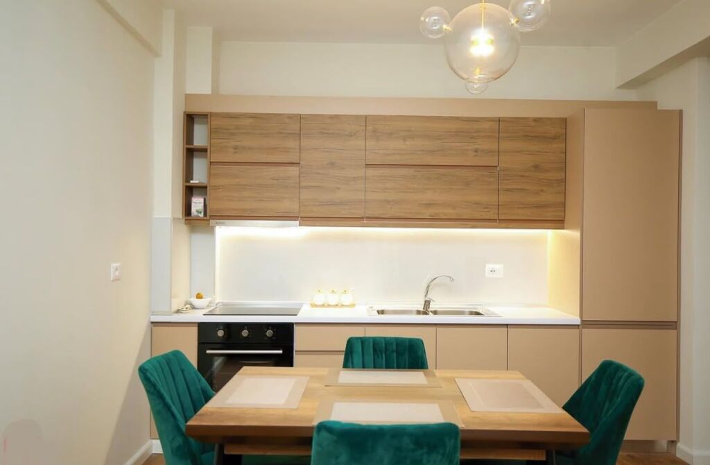 Apartament 1+1 me qira ne Lungomare, Vlore
