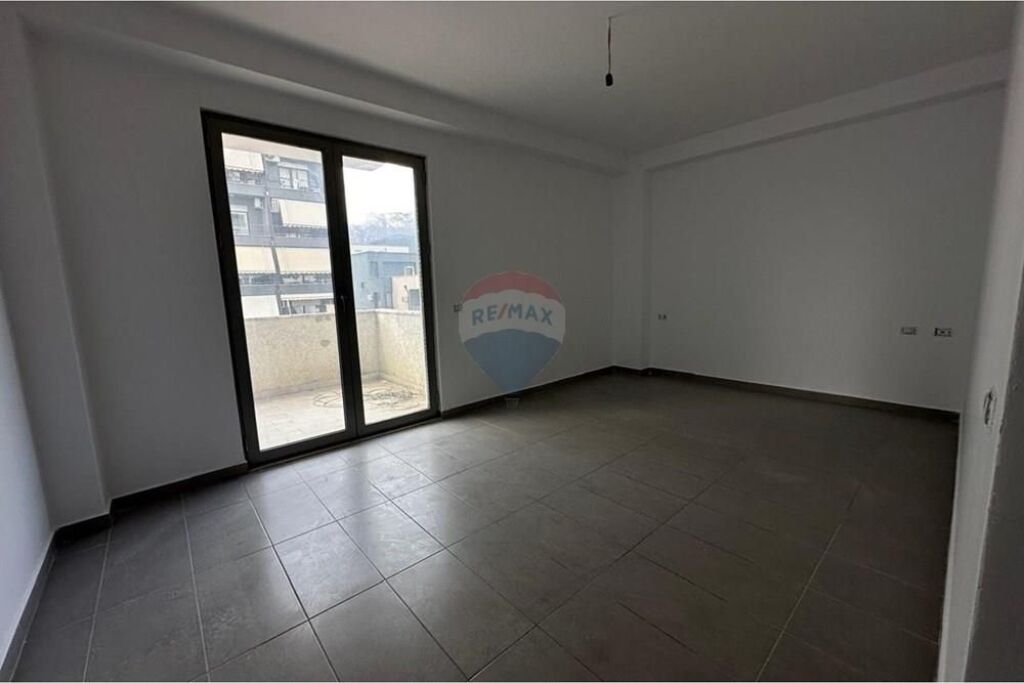 2+1 APARTMENT FOR SALE – KINOSTUDIO, TIRANA