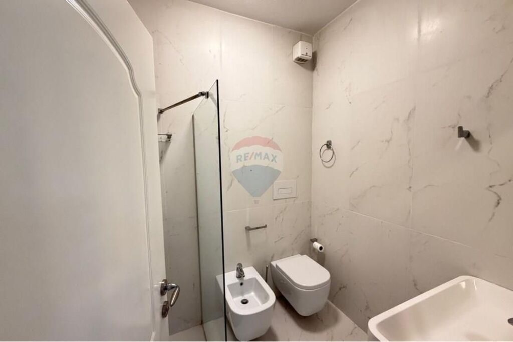 Appartamento - In Vendita - Via Tefta Tashko, Tirana