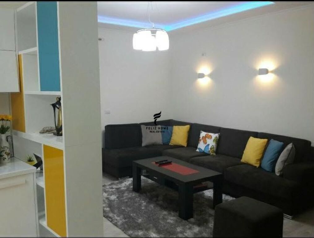 VENDESI APPARTAMENTO 2+1 21 DICEMBRE 242.000 EURO FH-78494
