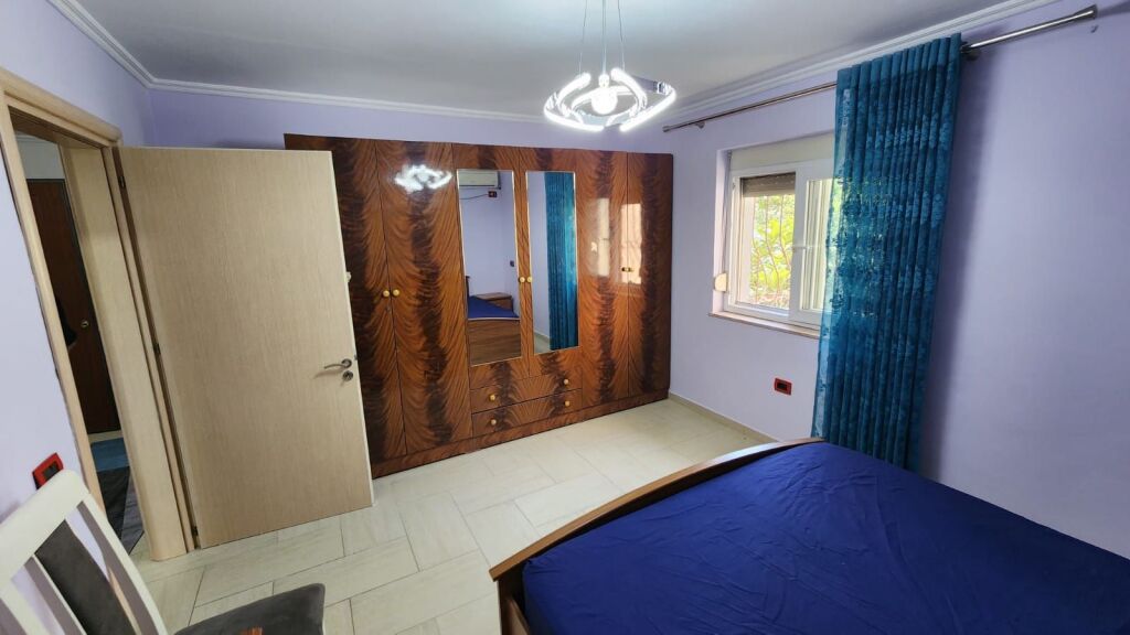 Apartament 2+1 me qira – Rruga Ali Visha, pranë Qytetit Studenti !