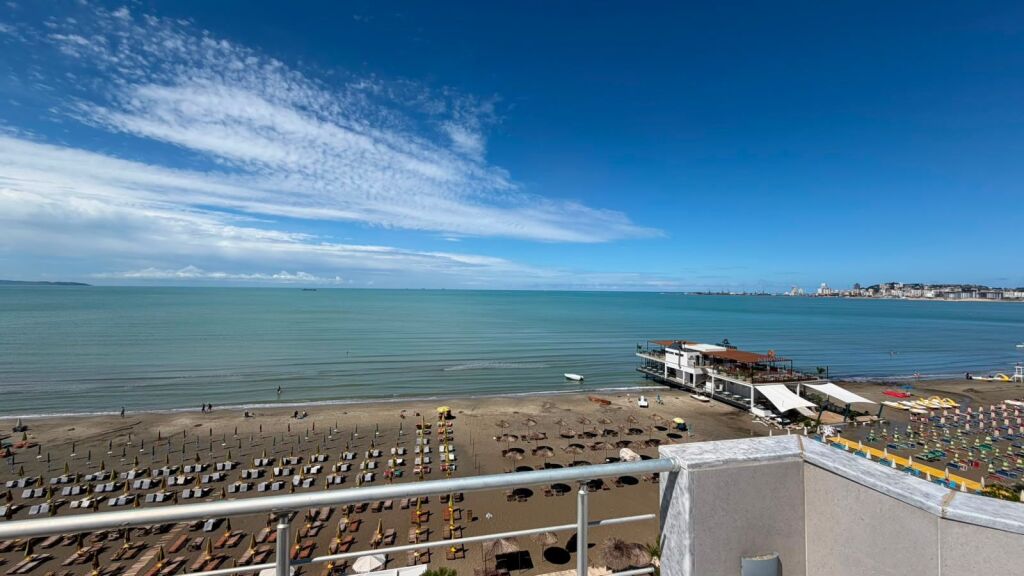 Modern 2+1 Apartment with Sea View – For Rent on the Beach, Durres