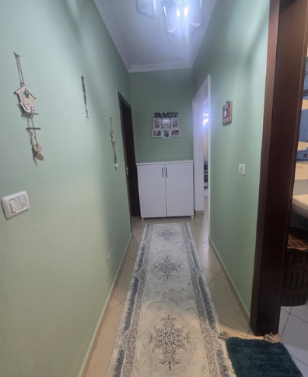 APARTAMENT 2+1 PRANE TELEFERIKUT-FRESK PER QERA