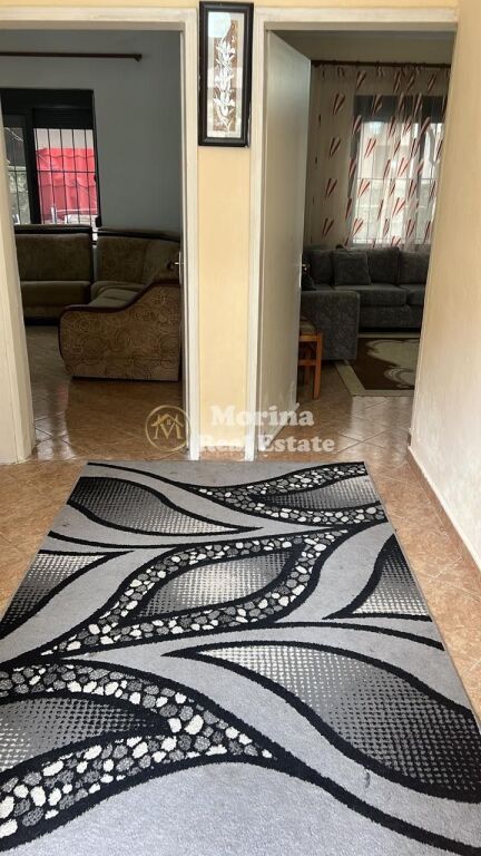Qera | Shtëpi private 1 + 1 | Rruga Siri Kodra | 350 €/muaj