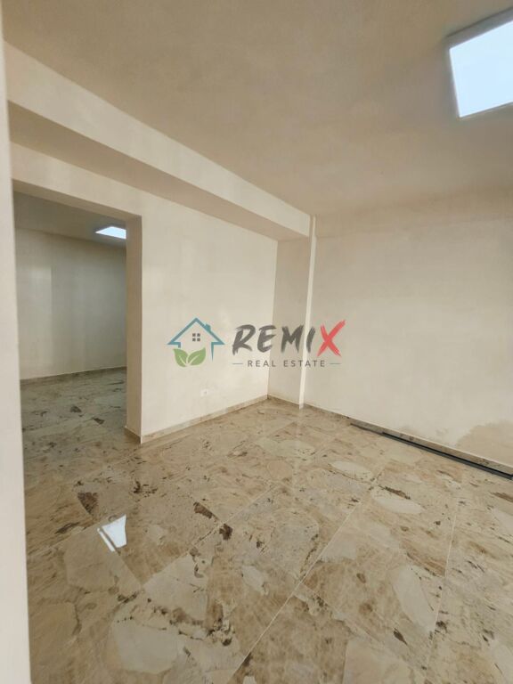 BUSINESS PREMISES FOR RENT NEAR THE RED CROSS - DURRËS