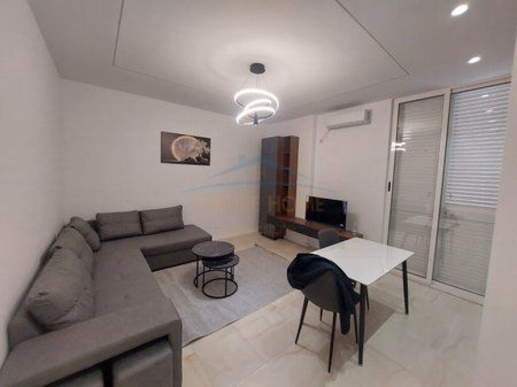 Shitet, Apartament 1+1, Selitë, Tiranë