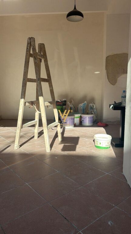BUSINESS PREMISES 35 M2 FOR RENT AT MYSLYM SHYRI 40,000 LEKE