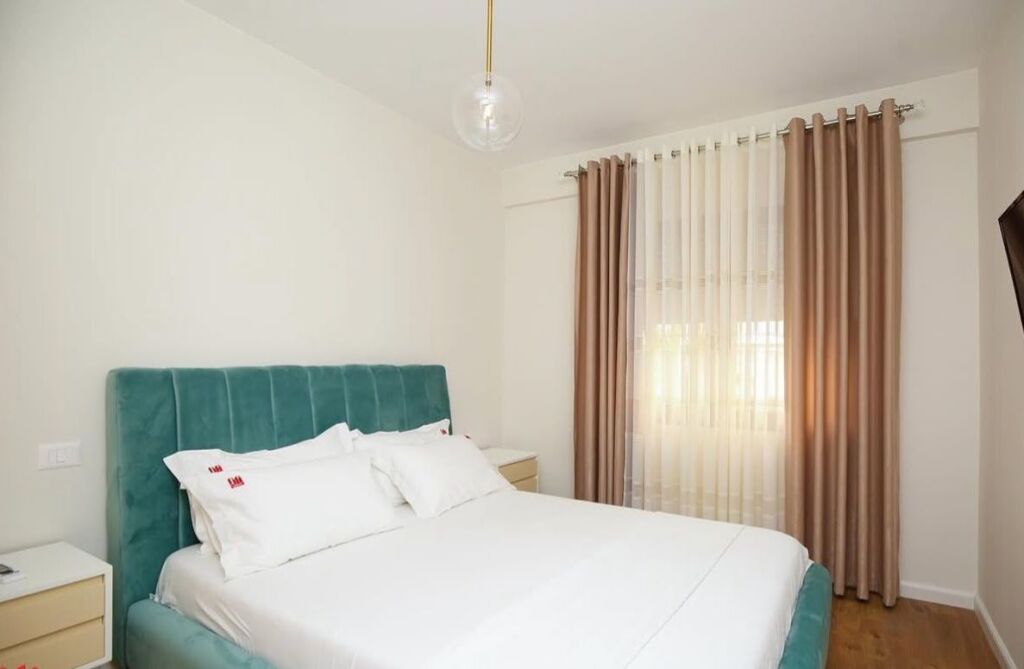 Apartament 1+1 me qira ne Lungomare, Vlore