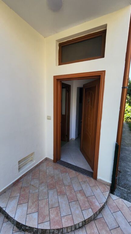Apartament 1+1 me qira – pranë Universitetit Ekonomik të Tiranës !
