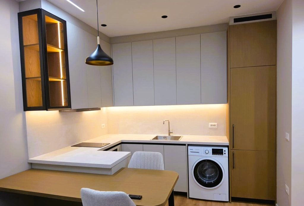 Apartament 1+1+P për Qira tek Ish Blloku, Tiranë - 750€