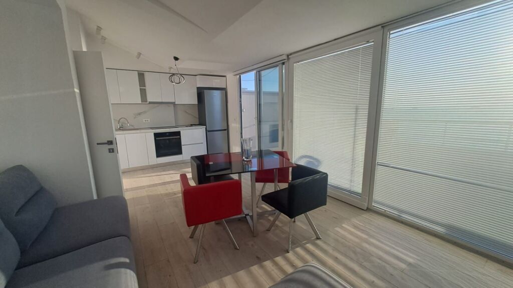 JEPET APARTAMENT 2+1 PER QERA VIJA PARE ME DETIN NE ILIRIA!