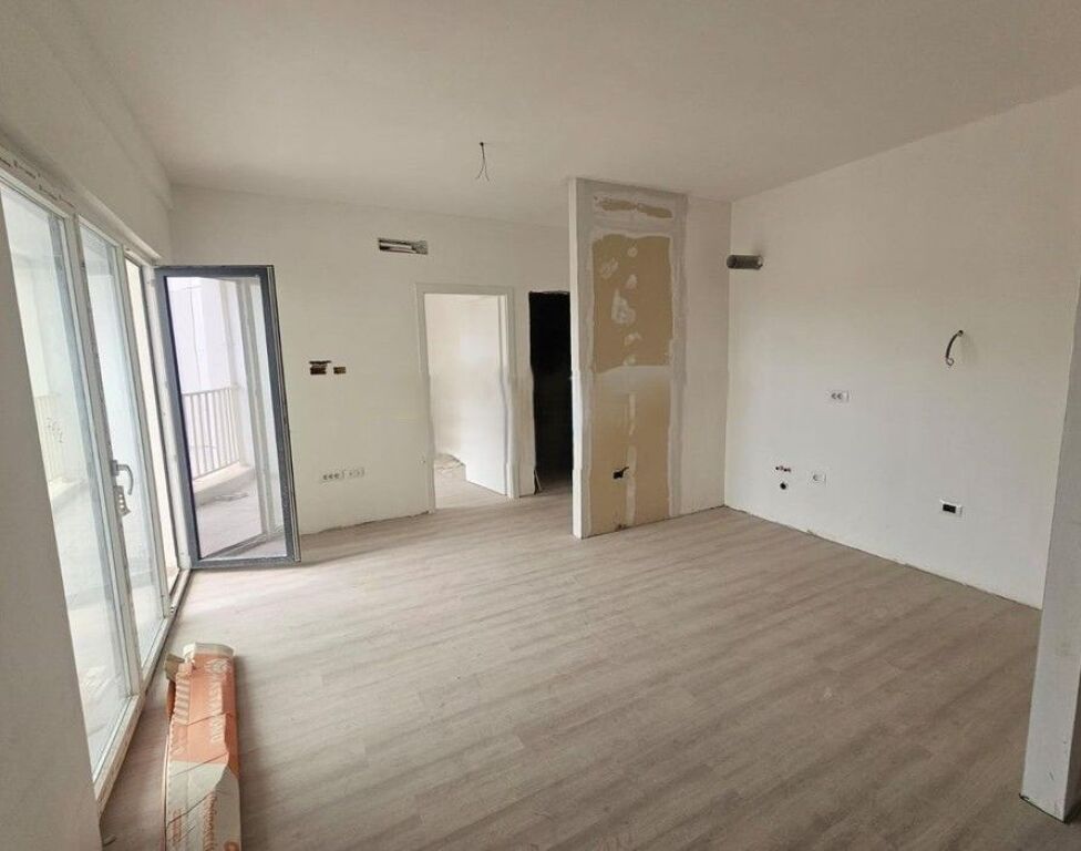 ZOGU I ZI, APARTMENT 1+1 FOR RENT