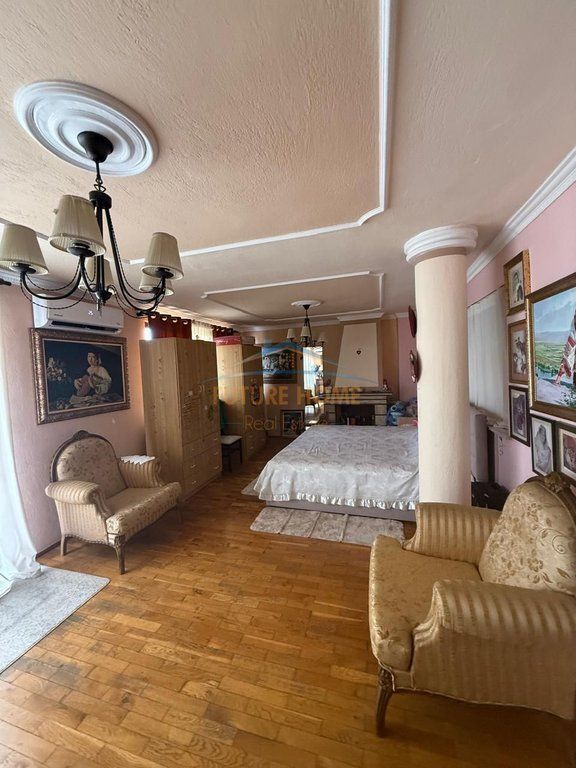Shitet, Apartament 2+1 ne zonen e Maternitetit te Ri Tirane