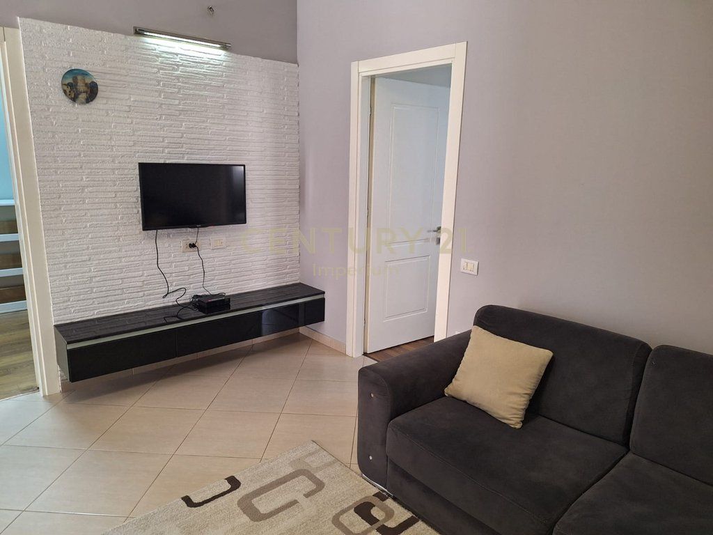 Appartamento 2+1 in affitto a Shkoze!