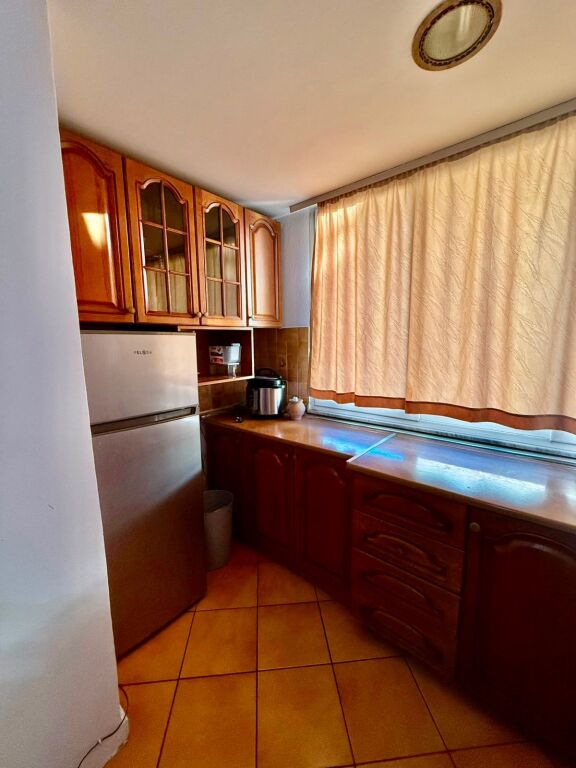 Apartament me qera 2+1 - 📍Rruga Bardhyl, prane kryqezimit te Brrylit