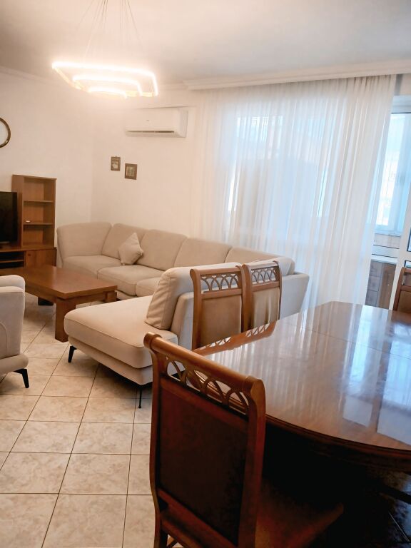 For rent 3+1+2 near the Boulevard for 70,000 lek/month