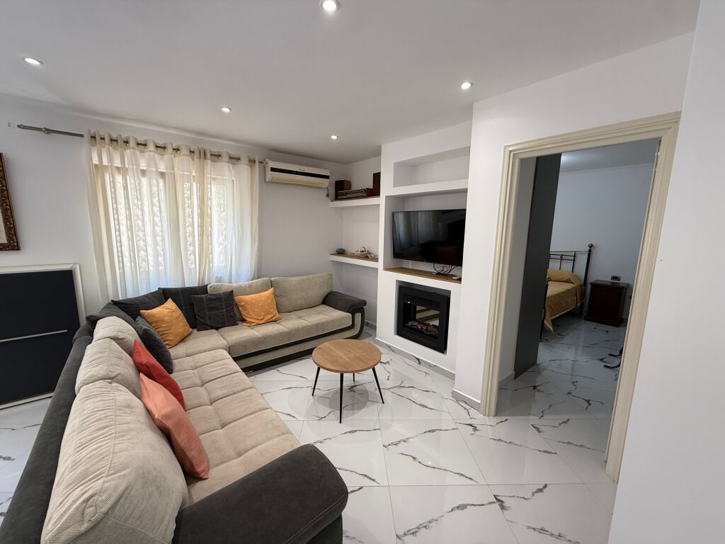 📣 AFFITTO SUPER Appartamento 2+1 📍 Vicino a Siri Kodres 🛣️ Via “Besa” ✨