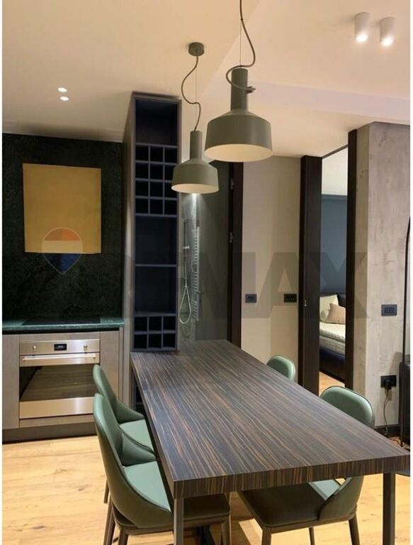 Apartament 1+1 per qira te Kompleksi Delijorgji!