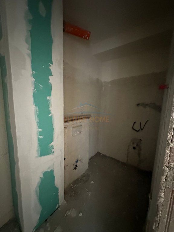 In vendita, Appartamento 2+1+2, Comune di Parigi