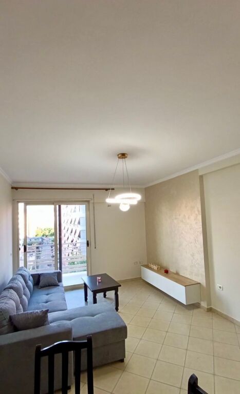 🏡 QERA Apartament 1+1 📍 Perballe Delijorgjit 🛣️ Rruga e “Kavajes” ✨