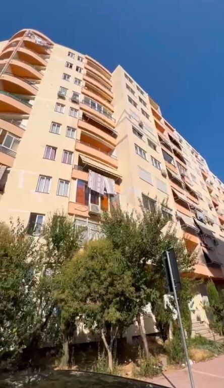 Garsoniere 1+1 ne shitje ne Astir