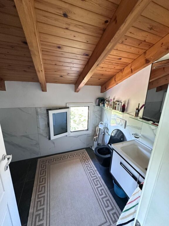 FOR RENT THIRD FLOOR OF A PRIVATE VILLA IN 4 FLLAKA STREETS, DURRES 9F9V+JGR Durres, Albania