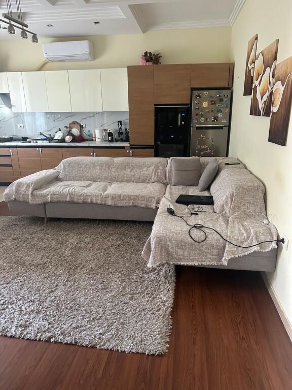 Apartament per qera 2 +1 te Kristal Center