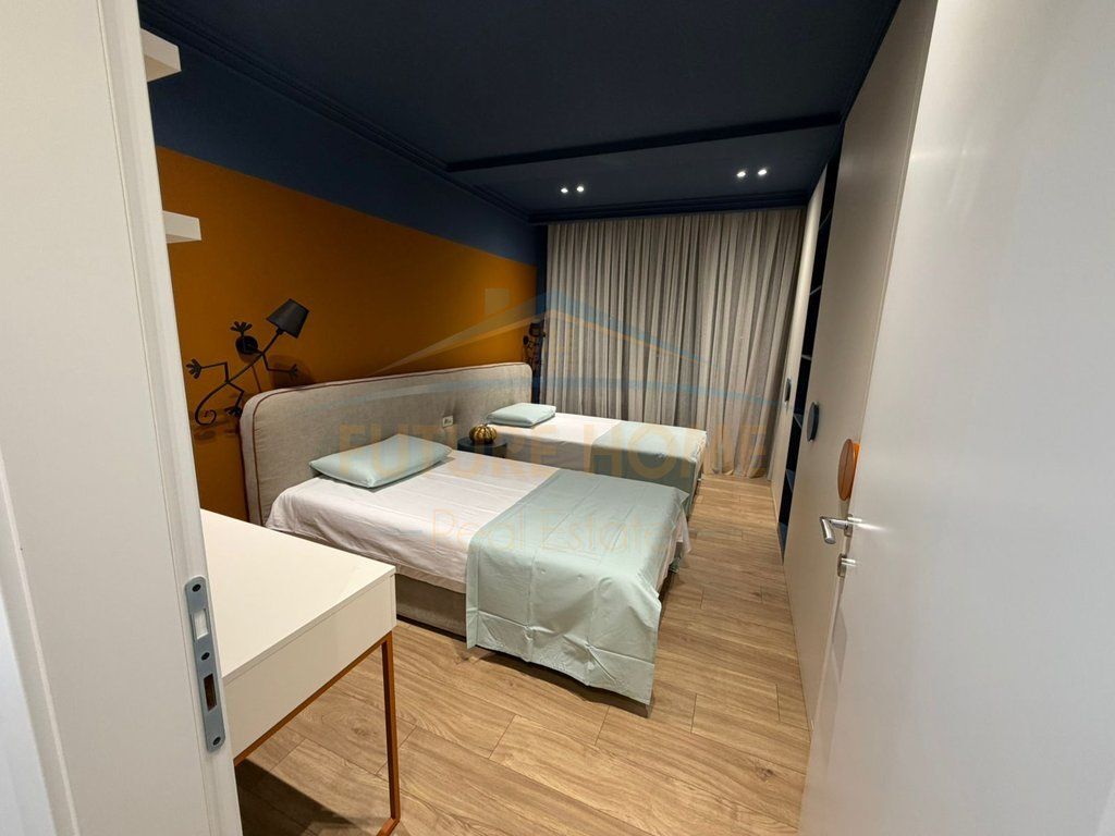 Luxury Apartament te Golden Tower