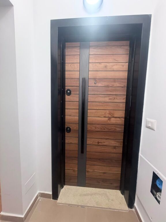 21 December near Hotel Mondial.  Apartment for rent 1+1.